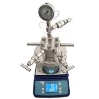 Reaktor med høyt trykk og høy temperatur